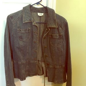 Ann Taylor LOFT Jean Jacket, size 6